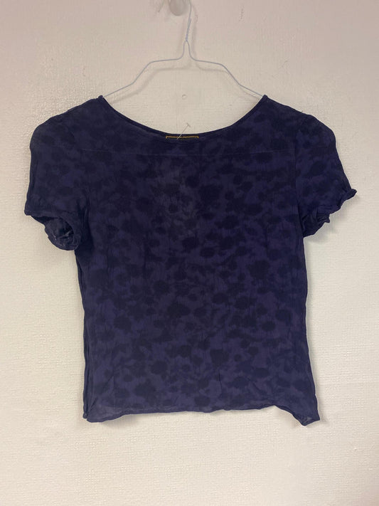 Purple patterned sheer short sleeve top, size 8