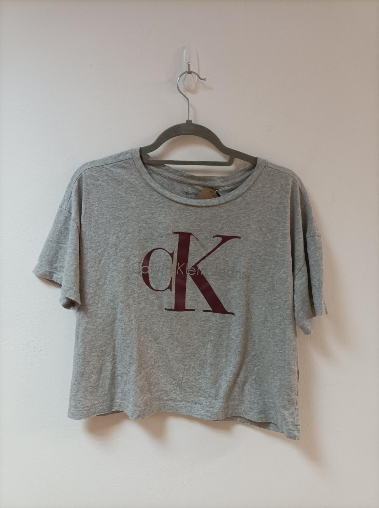 Grey boxy branded crop top, Calvin Klein, size S - Damaged Item Sale