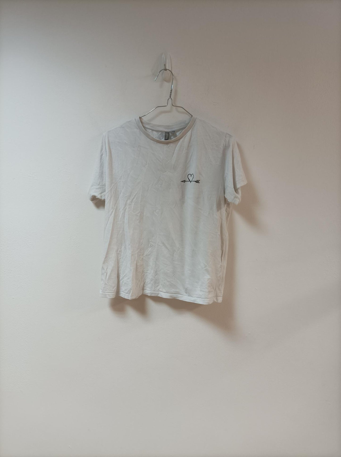 White small graphic heart and arrow t-shirt, ASOS, size 10 - Damaged Item Sale