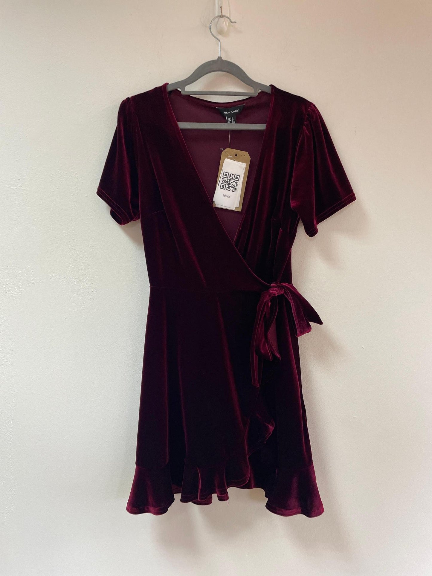 Burgundy velvet mini wrap dress, New Look, Size 10 (Polyester, Elastane)